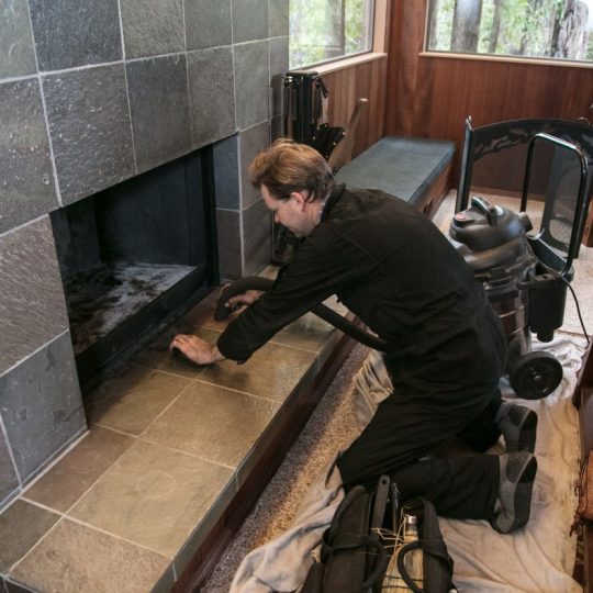 fireplace cleaning photo